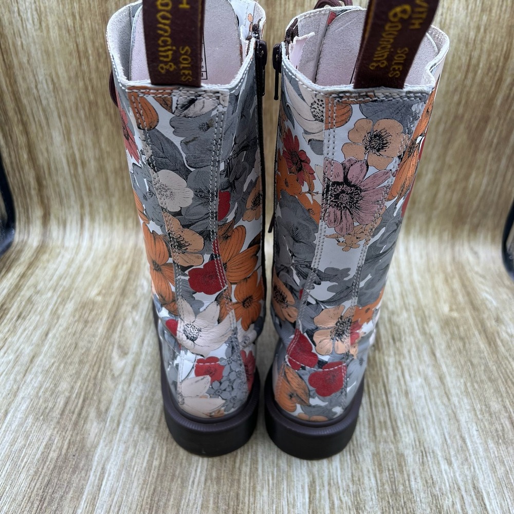 Dr. Martens 1B99 Floral Boots Women's Size 8 White‎ Tall 14-Eye Lace Up Zip - Picture 4 of 9